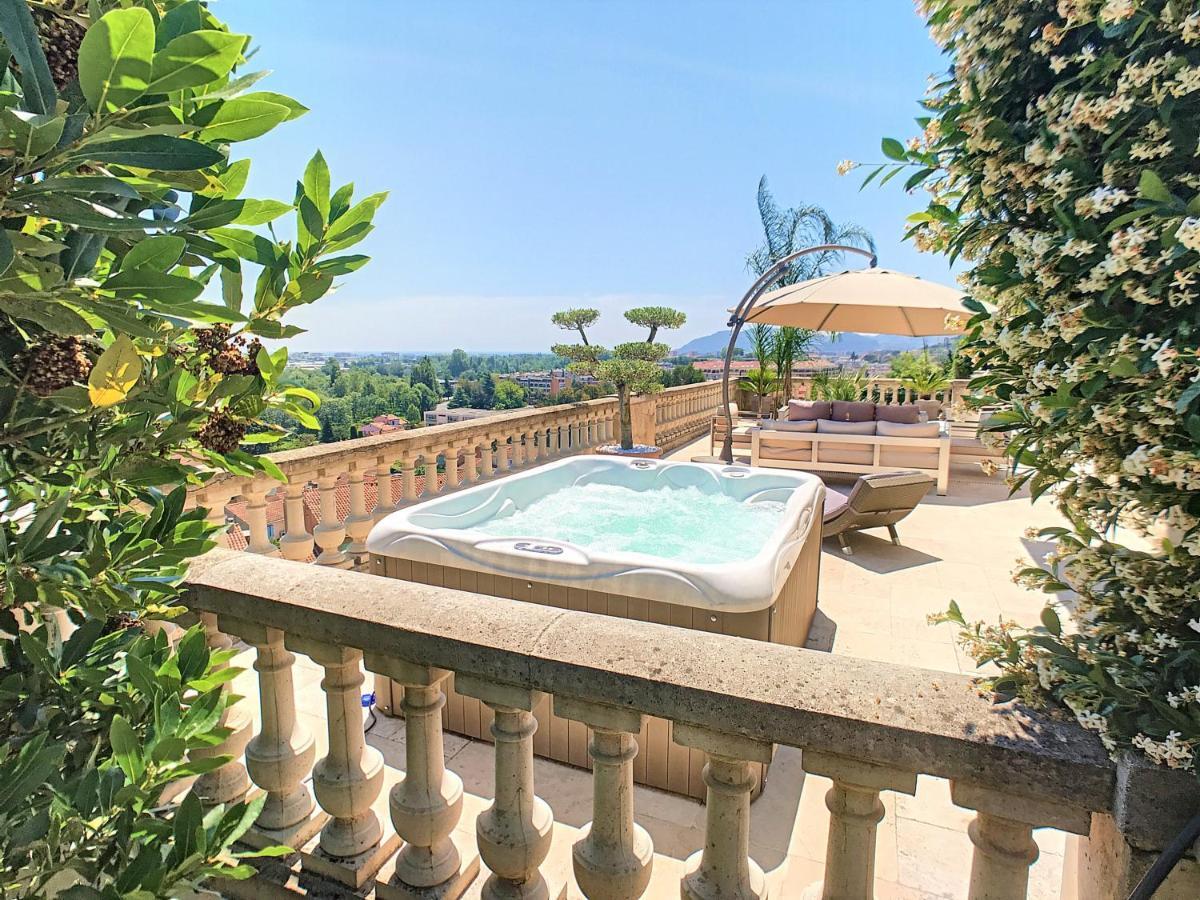 3 Bedrooms Villa Near Cannes - Pool & Jacuzzi - Sea View Mandelieu Extérieur photo