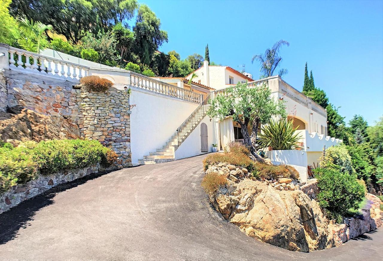 3 Bedrooms Villa Near Cannes - Pool & Jacuzzi - Sea View Mandelieu Extérieur photo